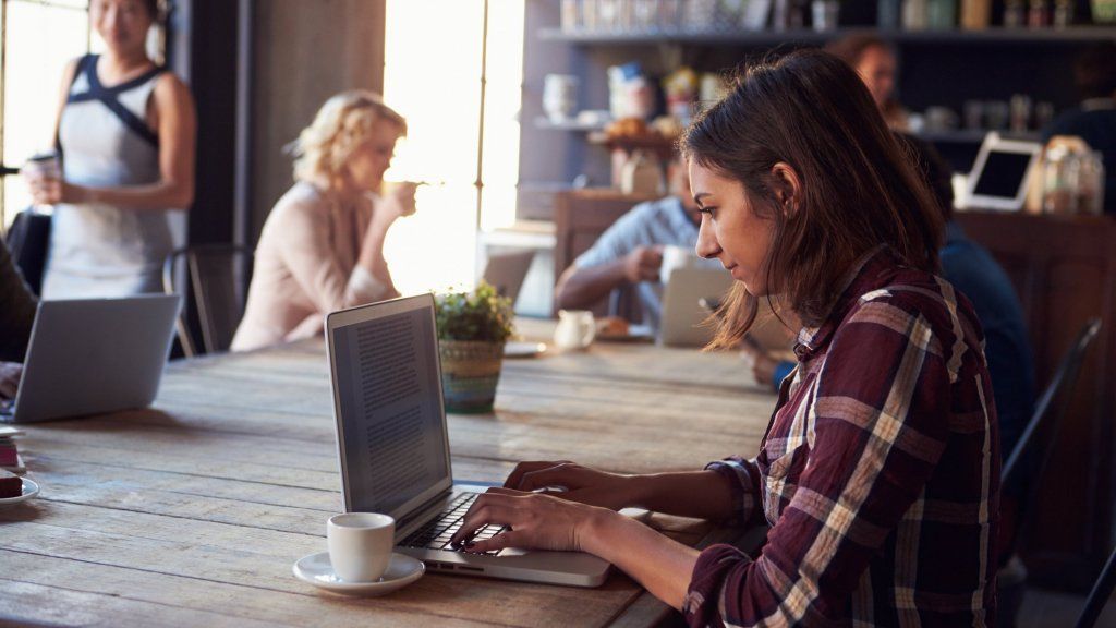 אזהרה: 7 סיכוני ה- Wi-Fi הציבוריים הללו עלולים לסכן את העסק שלך