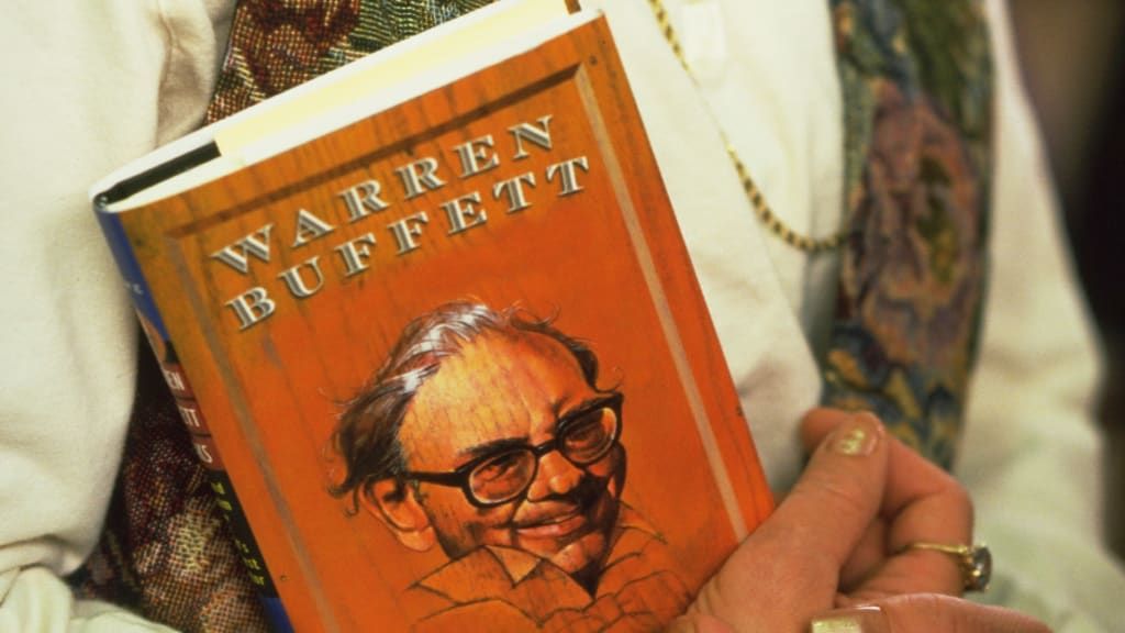 5 llibres clàssics Warren Buffett us recomana llegir-los personalment