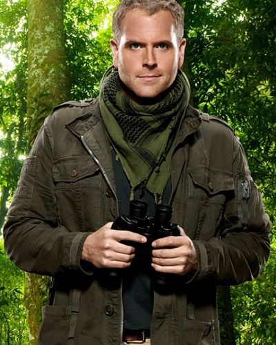 Maak kennis met producer, Josh Gates 'vrouw Hallie Gnatovich. Hoe is het stel getrouwd? Hun affaire, verloving ...