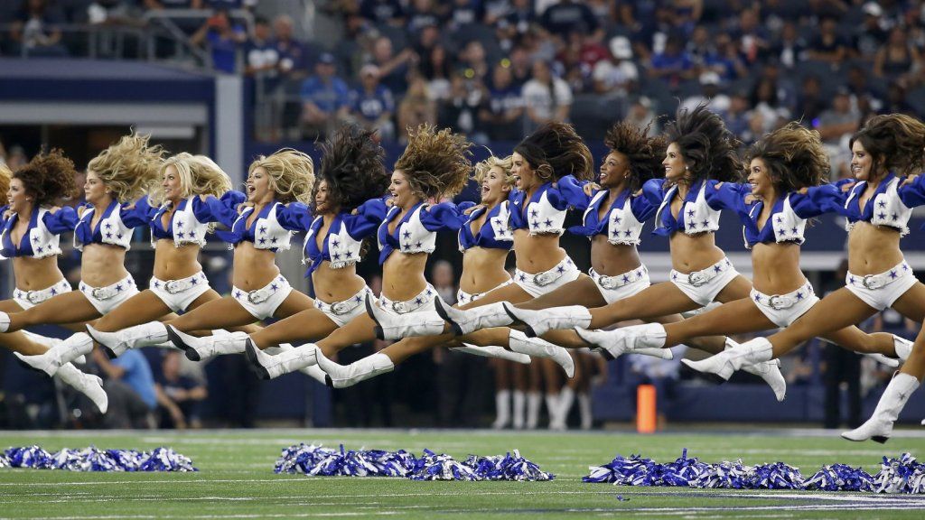 เชียร์ลีดเดอร์ NFL: งานที่คุณได้รับบอกวิธีใช้ผ้าอนามัยแบบสอด