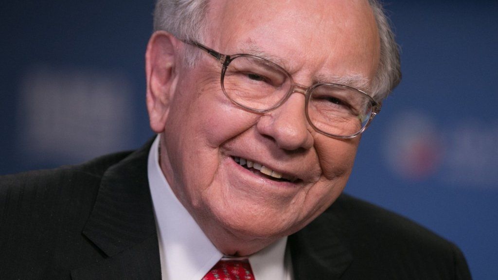 Warren Buffett spune că acest 1 obicei simplu separă oamenii de succes de toți ceilalți
