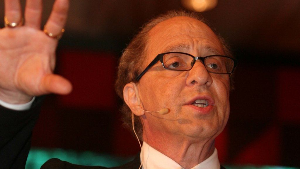 Theo Peter Diamandis và Ray Kurzweil, đây là những ý tưởng nguy hiểm và gây mất trật tự nhất