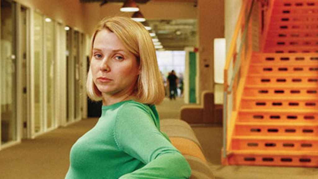 Paano Kumokonekta ang CEO ng Yahoo na si Marissa Mayer sa Mga Customer