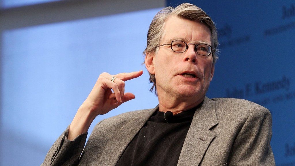 Stephen King hat mit diesen 8 Schreibstrategien 350 Millionen Bücher verkauft