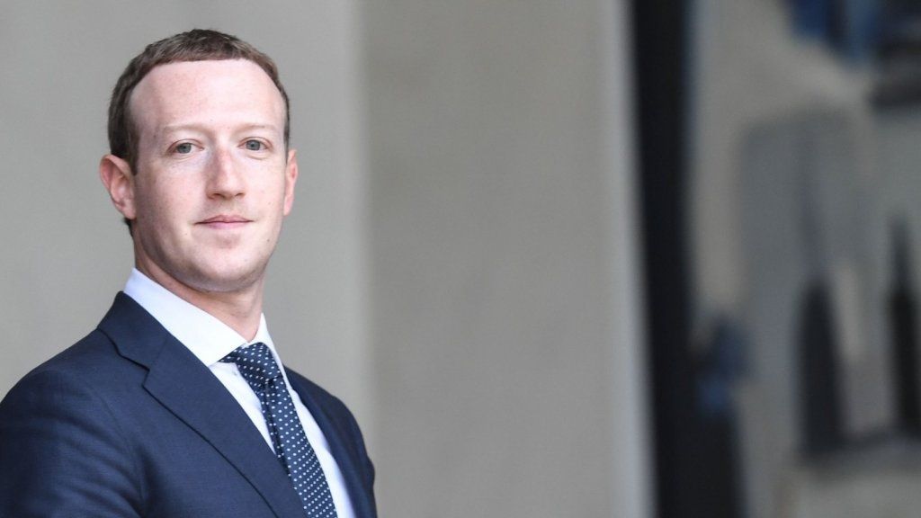Mark Zuckerberg dělá Facebook oficiálním: Budoucnost Facebooku se zasílá