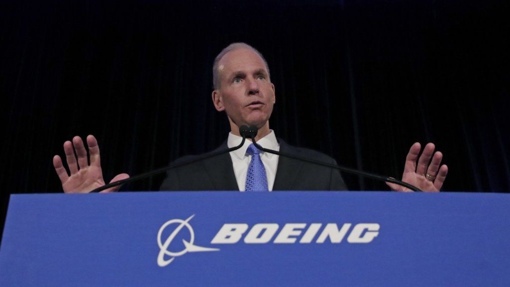 Le PDG de Boeing, Dennis Muilenburg, s'oppose à l'échec de la crise du 737 Max